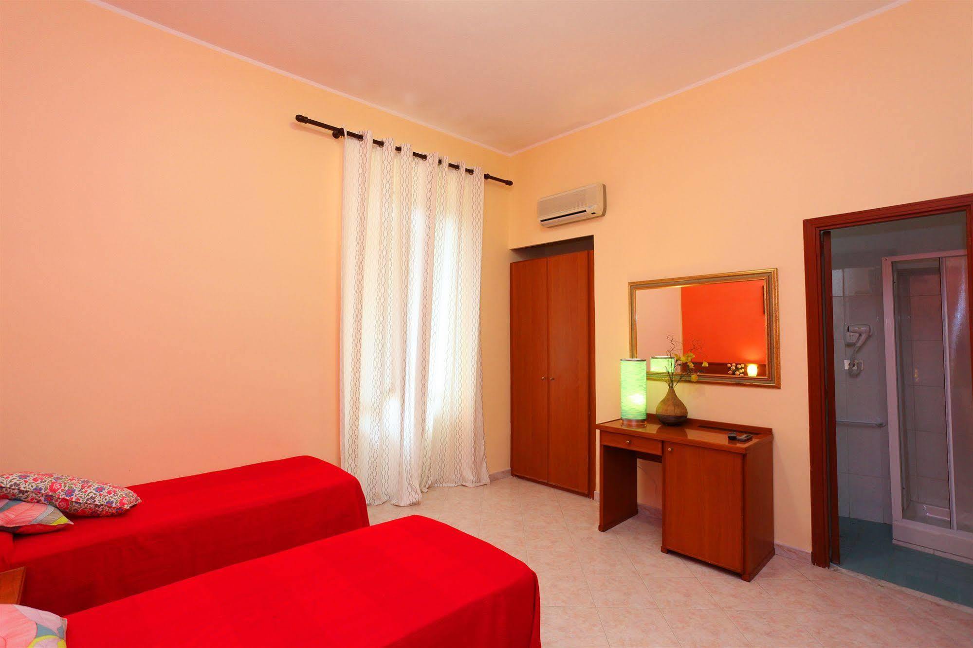 Hotel Pisa Roma Ngoại thất bức ảnh